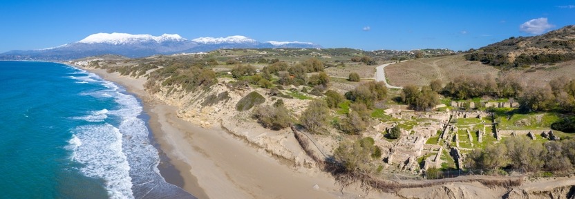 Ausgrabung-minoischer-Hafen-Komos-Strand-Meer-Oleander
