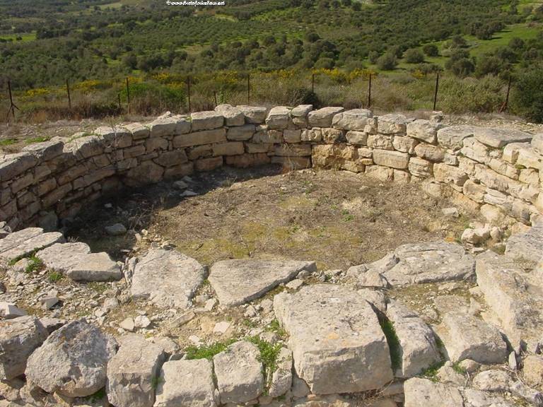 Ausgrabung-nah-an-Pitsidia